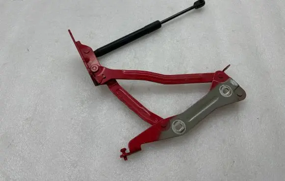 Tailgate/trunk/boot hinge