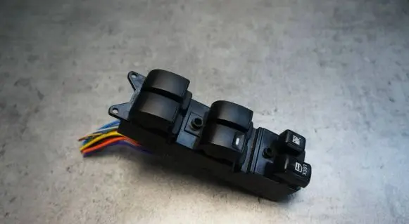 Mitsubishi Outlander Electric window control switch 8608A223 C8D-D658M