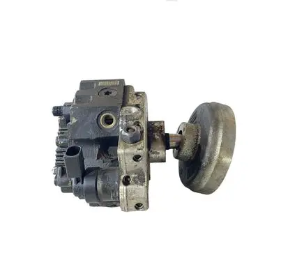 Audi A6 S6 C6 4F Fuel injection high pressure pump 059130755E 0445010090