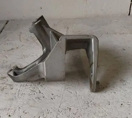Volvo XC90 Engine mounting bracket 31430490