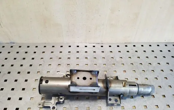 Steering wheel axle