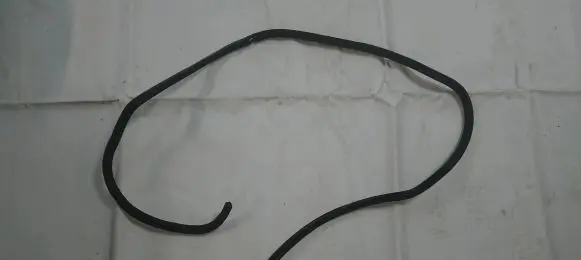 Jaguar XJ X40 Front door rubber seal