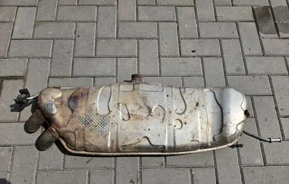 Volkswagen Golf Plus Rear muffler/silencer tail pipe 1K0253611M 1K0120P10