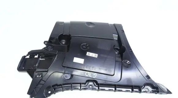 Rear bumper mounting bracket