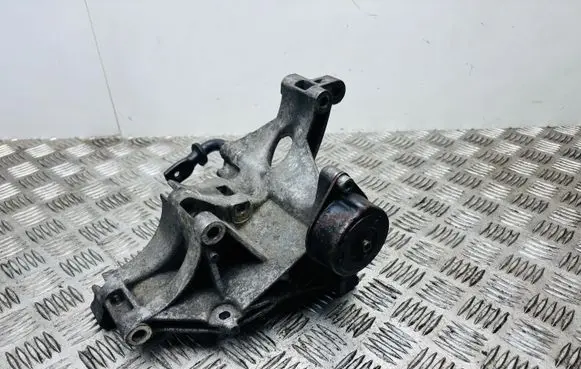 Volkswagen Sharan Generator/alternator bracket 028903143AB