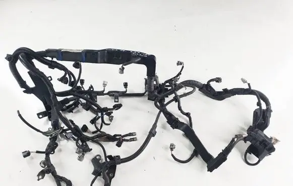 Toyota Auris 150 Engine installation wiring loom 8212102J20