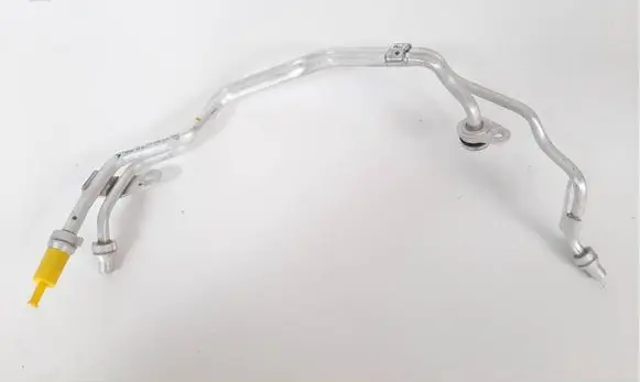 BMW 2 Active Tourer U06 Engine coolant pipe/hose 7926147 11537926147