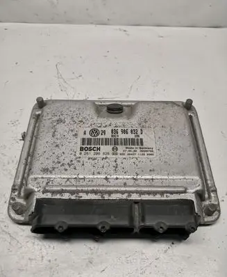 Volkswagen Golf IV Engine control unit/module 036906032D 0261206826