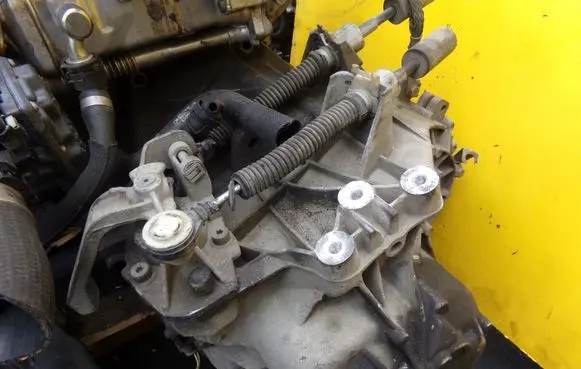 Mini One - Cooper F56 F55 Manual 6 speed gearbox 7638374 31SP16