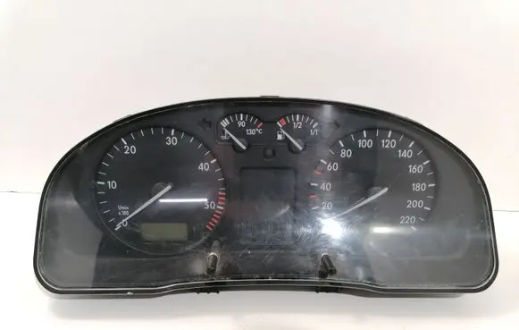 Volkswagen PASSAT B5 Speedometer (instrument cluster) 09051949905