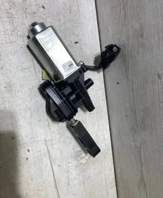 Audi A8 S8 D3 4E Seat adjustment motor 