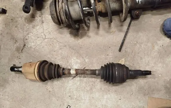 Suzuki Forenza Front driveshaft 510432
