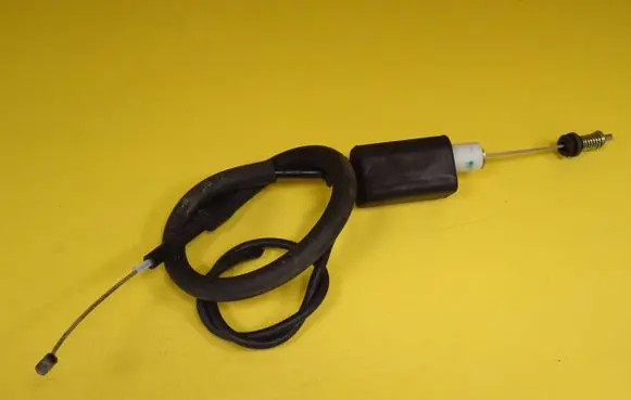 Opel Vectra B Throttle cable 90500197