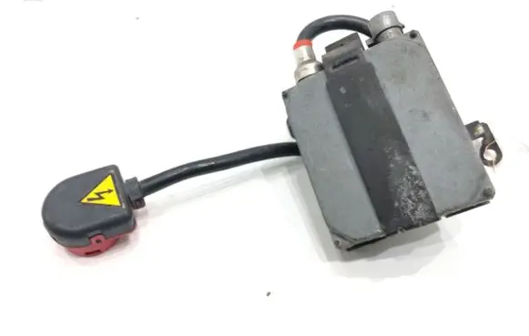 BMW 5 E39 Voltage converter/converter module 