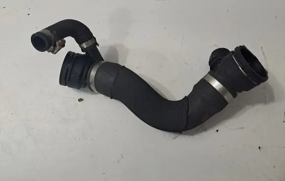 BMW X5 E70 Engine coolant pipe/hose 7798496