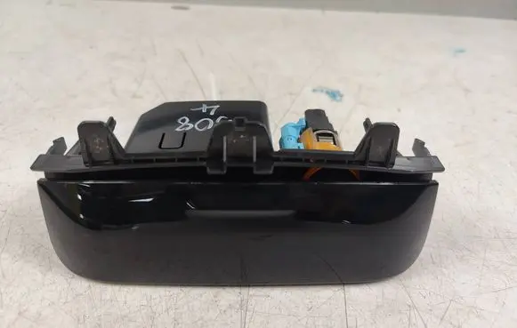 Peugeot 508 RXH Car ashtray 