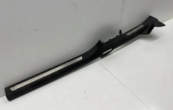 Volkswagen PASSAT B8 Front sill trim cover 3G0853372E