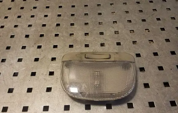 Subaru Legacy Rear seat light VC12068