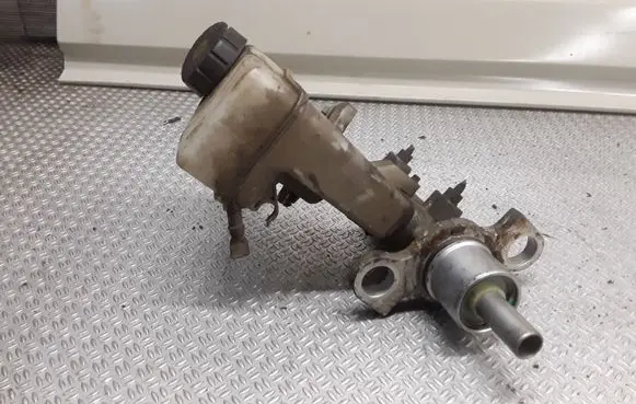 Opel Vectra C Master brake cylinder 32067069