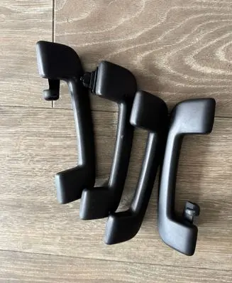 Renault Austral A set of handles for the ceiling 2772315B 2822302B