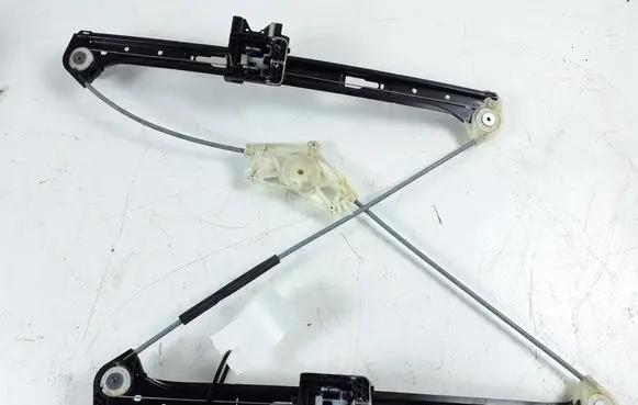 Porsche Macan (95B) Front window lifting mechanism without motor 95B837461A