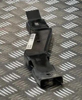 Opel Insignia B Other engine bay part 84428256 495181471