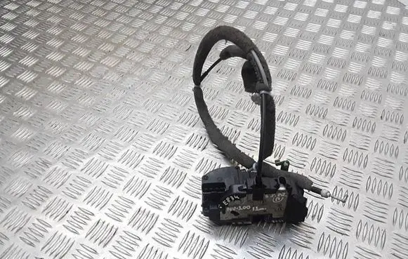 Nissan NV200 Front door lock