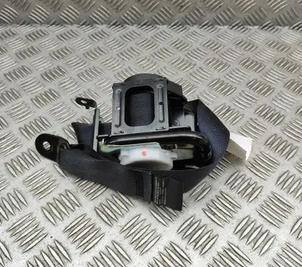 Toyota Prius (XV60) Rear seatbelt 7337047090C0