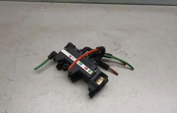 Mercedes-Benz E W124 Turbo solenoid valve 1248001378