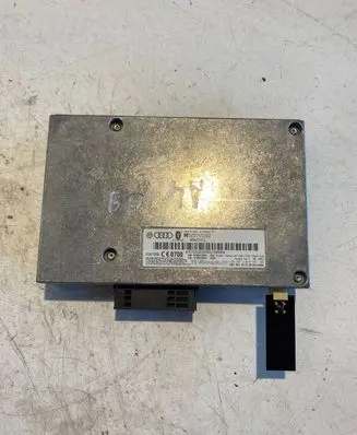 Audi A4 S4 B8 8K Bluetooth control unit module 8T0862335A S10110011