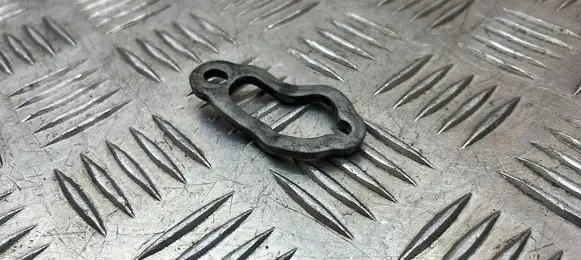 Volvo XC60 Fuel Injector clamp holder 
