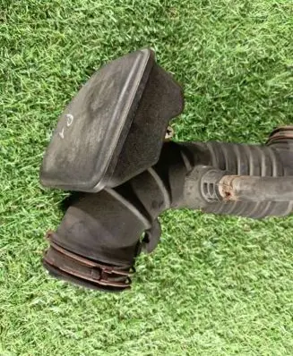 KIA Soul Air intake duct part 28138-2K100