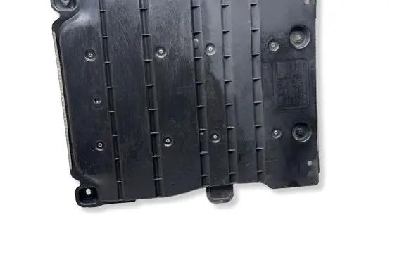 Volkswagen Golf Sportsvan Center/middle under tray cover 5Q0825230 5Q0825229