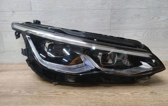 Volkswagen Golf VIII Headlight/headlamp 5H1941036J