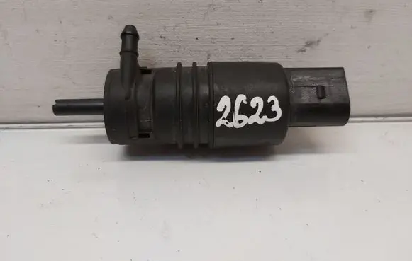 Chevrolet Captiva Windscreen/windshield washer pump 13250356