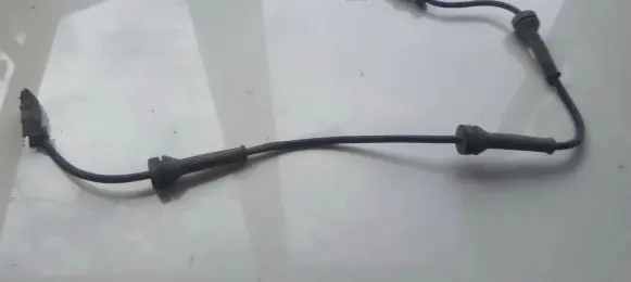Renault Scenic II - Grand scenic II ABS brake wheel speed sensor 8200296570