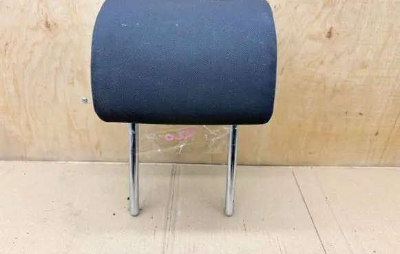 Volkswagen Polo V 6R Rear seat headrest 
