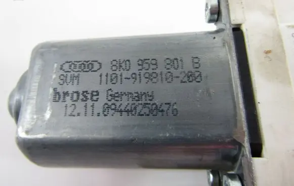 Audi Q5 SQ5 Front door window regulator motor 8K0959801B