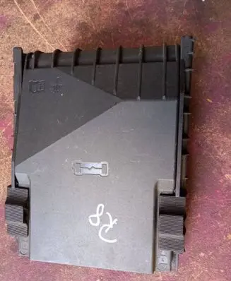 Volkswagen Golf VI Fuse box cover 1K0937132F 014189871 1718006