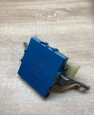 Toyota Corolla Verso AR10 Combustion control unit/module 896180F020 MB1238009021