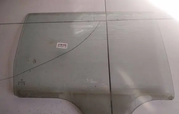 Volkswagen PASSAT B5 Rear door window glass AS2