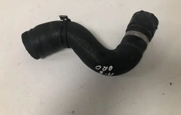 Audi A5 8T 8F Engine coolant pipe/hose 8K0121101