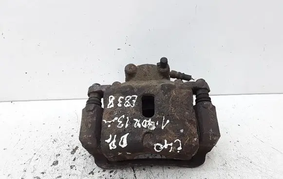 Hyundai i40 Front brake caliper