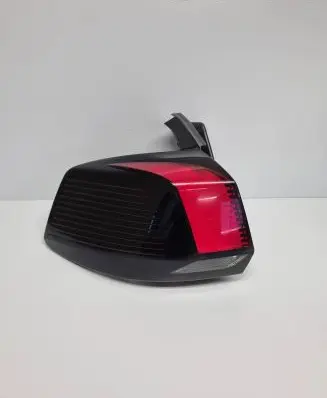 Peugeot 5008 II Rear/tail lights 9811028080 81570101