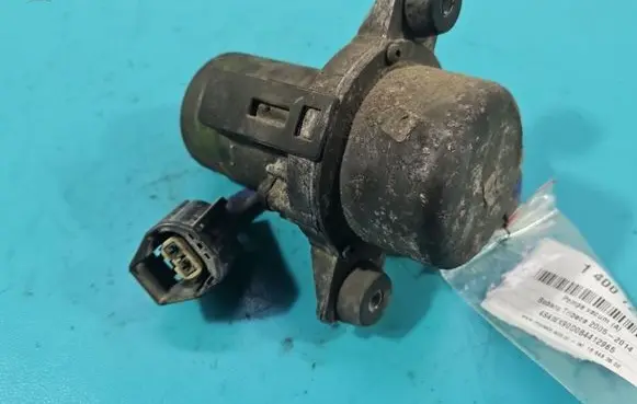 Subaru Tribeca Vacuum pump 26110XA02A IMPRK1400724