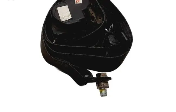 Iveco Daily 35 - 40.10 Front seatbelt 43594D TRW29