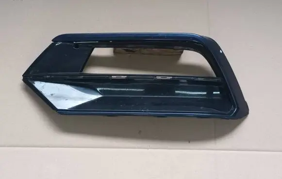 Volkswagen PASSAT B8 Front bumper lower grill 3G0853665F