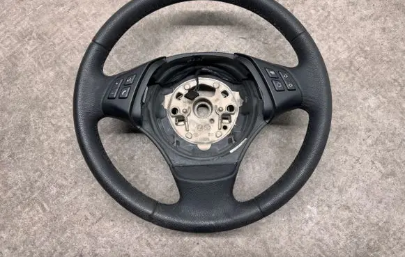 BMW X1 E84 Steering wheel 6764547 6795568