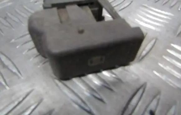 Windscreen/window heater switch