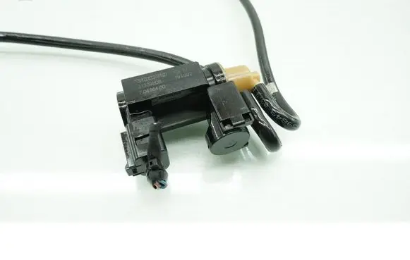 Volvo V60 Vacuum valve 31339808